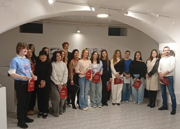 600979345_122116359291074387_6949346292981374452_n