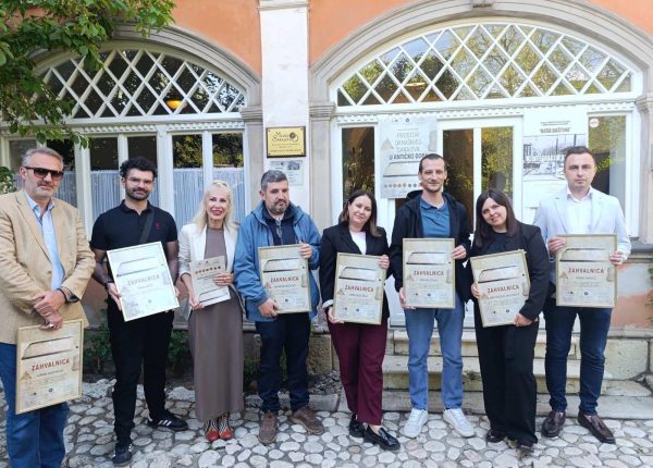 682048429_122136330537074387_8961115478560454865_n