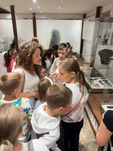 10-1-675x900 (1) (1)