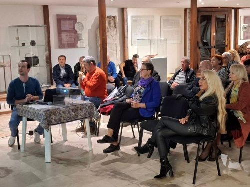 460633568 1015642773692035 6558439829763640169 n-900x675