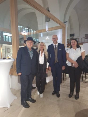 460813092 1016043416985304 5980394932239484445 n-675x900