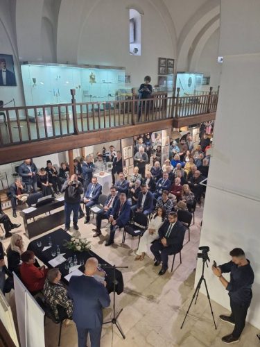 460834657 1016043230318656 558102289988711030 n-675x900