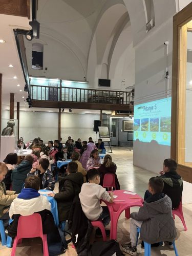 590756598 122112235173074387 3975946022481046579 n (1)