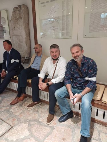 6-675x900 (1) (1) (1) (1) (1)