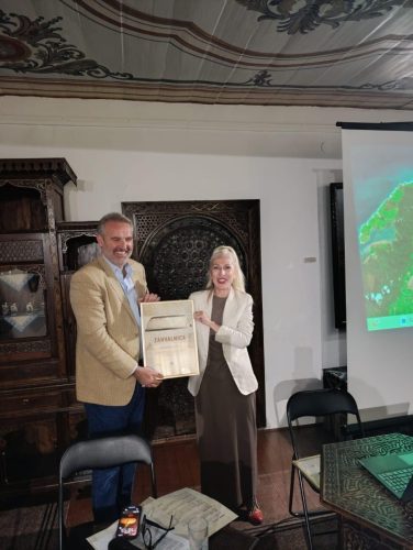 679918250 122136330315074387 5625908889002966850 n