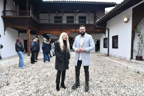 FB IMG 1732028811663-900x600