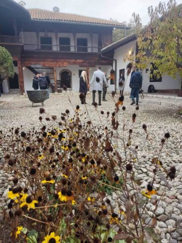 FB IMG 1732028829708-675x900