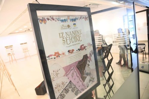 IMG-a45ccff8013cd775ee4de6456528f3ad-V-900x599