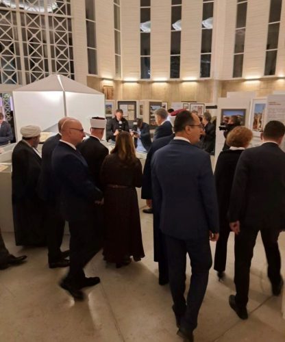 IMG-e0659ad1834bf5e9150f39844d95d6ac-V-749x900