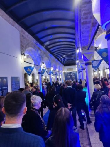 IMG 7122-383x510 (1)