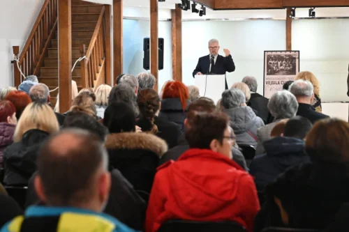 izlozba-spomen-soba-vejsil-curcic-ngrsa-3april26-12